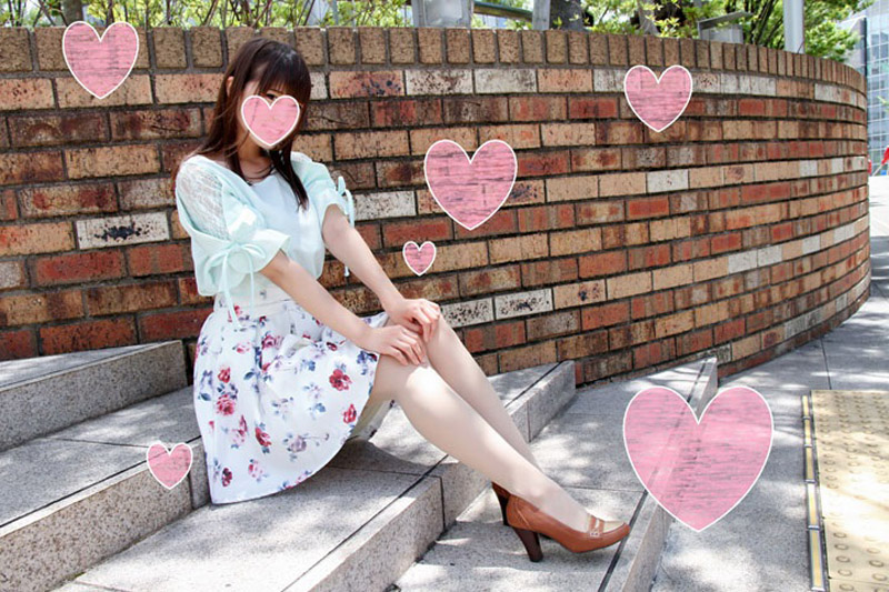 FC2-PPV-951568 與回客率No.1風俗妹初次幹砲自拍 涼香