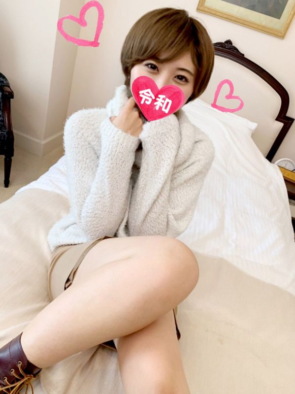 FC2-PPV-1099298 主播臉超絶可愛女大學生3小時持續高潮。