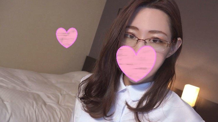 FC2-PPV-1198166 【無】眼鏡女教師 工作回家着衣3P性愛大量中出！