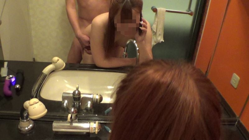 FC2-PPV-1298396 【露臉NTR】懇求中出！職場車內搞3P的神乳婊子！