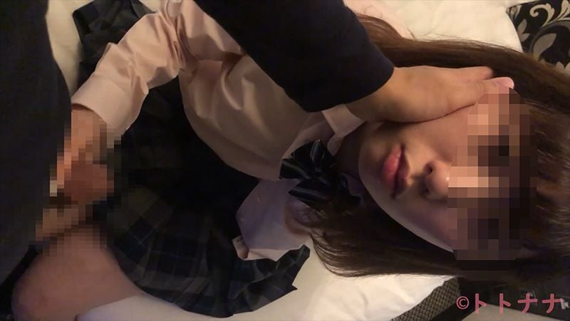 FC2-PPV-1299695 【私拍】關東私立普通科 喜歡接吻意外認真的辣妹