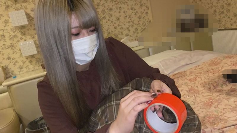 FC2-PPV-1538658 【無】快樂與苦痛。時髦髪型女子被巨根激烈抽插連續中出③(61分)