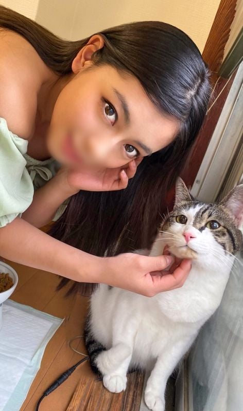 FC2-PPV-1552352 G乳筋肉混血美女與前拳擊手男友汁液瀰漫限界突破做愛自拍！