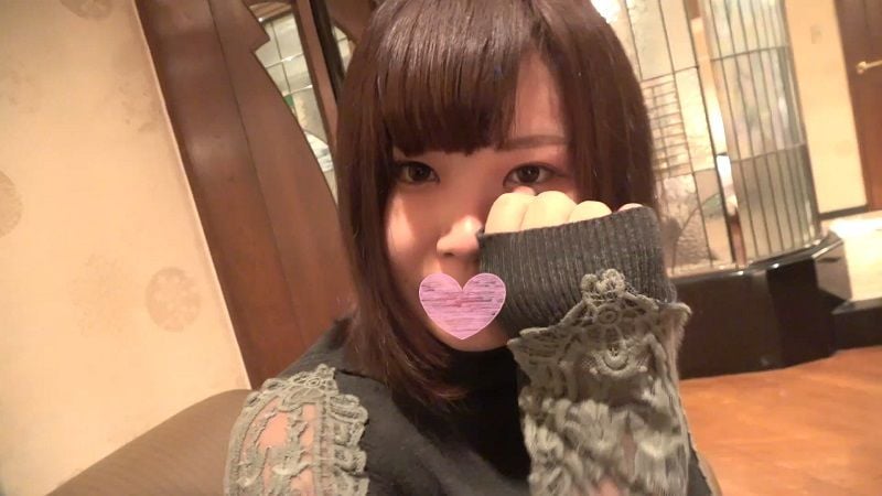 FC2-PPV-1559714 【無碼 初拍】F罩杯OL 麗華22歳 盡情玩弄搞上