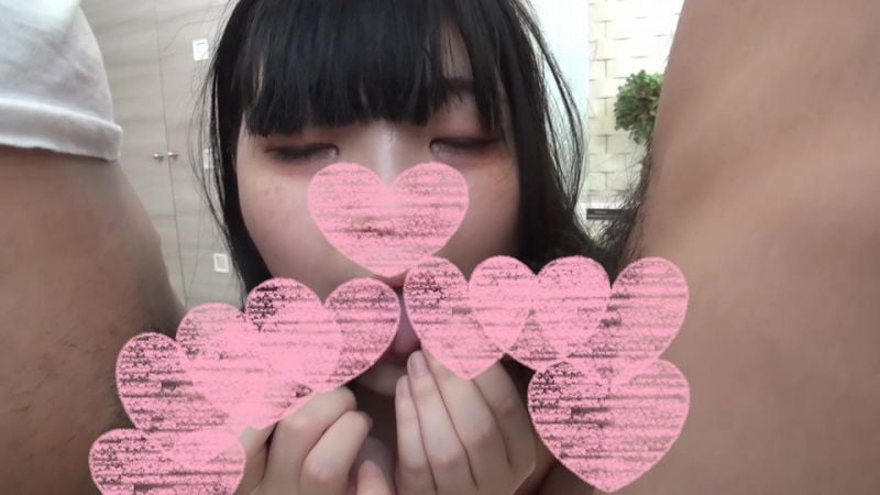 FC2-PPV-1570934 白皙F罩杯樂團辣妹與2位男性傳授激烈抽插呼吸