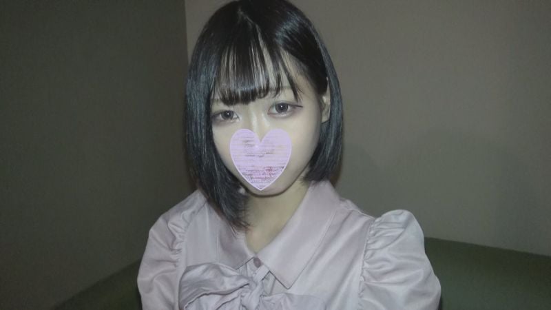 FC2-PPV-1588966 【個人攝影】空20歳　羅莉系苗條地雷妝美少女大量中出