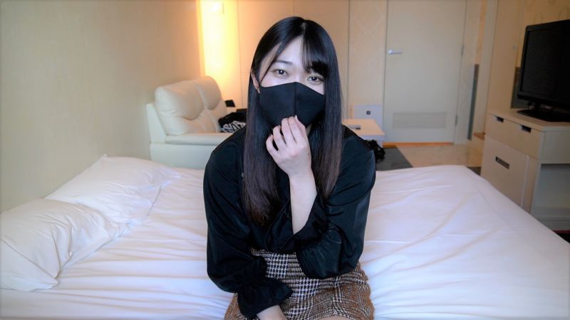 FC2-PPV-1818209 【像AK◯48指◯】在家上課有空閒國立大學三年級朱莉20歳的不輸給自慰套名器無套挿入