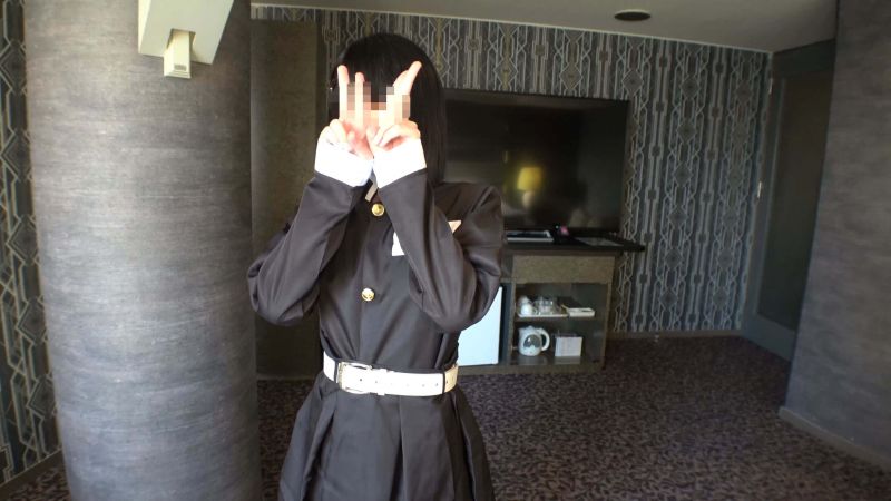 FC2-PPV-1928021 角色扮演18歲。鬼〇隊扮裝趁人不知情拔套中出