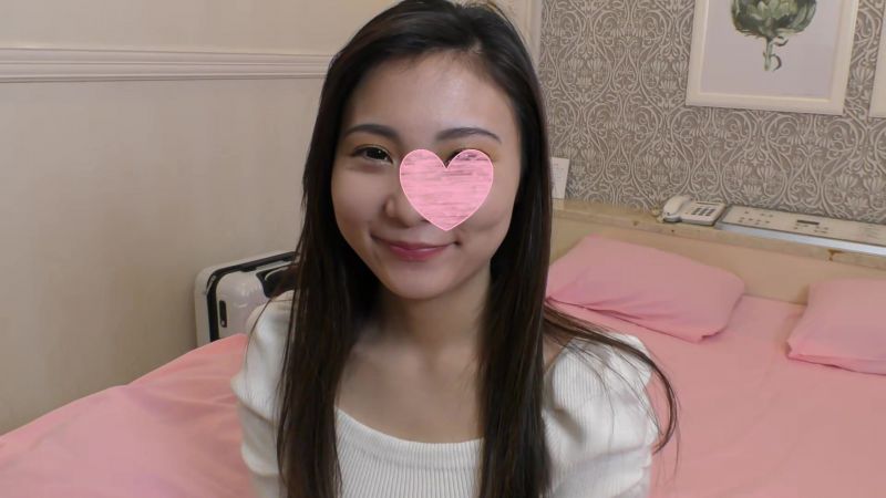 FC2-PPV-1946160 初拍 完全露臉 黑髪長髮苗條美少女20歳 洋溢嫵媚與馬上濕濡的小穴興奮大量放出 【個人攝影】