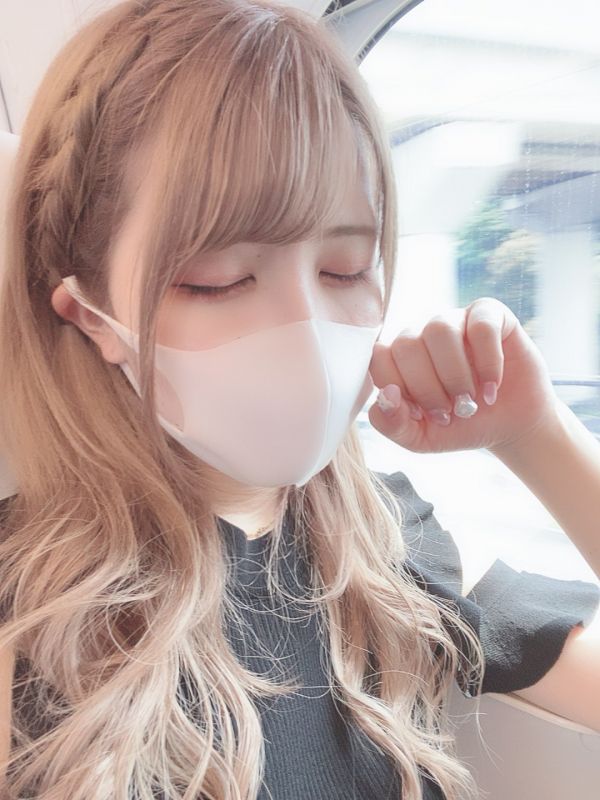 FC2-PPV-1926346 【無】SSS級超美人女大生！前女公關可愛MAX的女子！F罩杯超絶身材！【個人攝影】