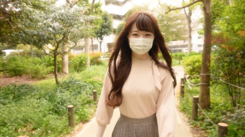 FC2-PPV-2143507 『神』大小姐19歲現役美少女大學生登場！！小隻馬145公分！！19歲現役女大生、白皙絲質肌膚大小姐中出