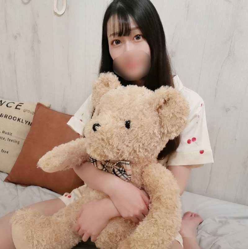 FC2-PPV-2240112 初拍【無修正】與露營美女在家濃厚接處。連續中出＋口爆