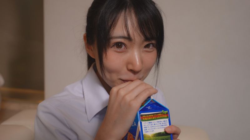 FC2-PPV-2351648 潮吹止不住激烈摩擦爆高潮美少女！