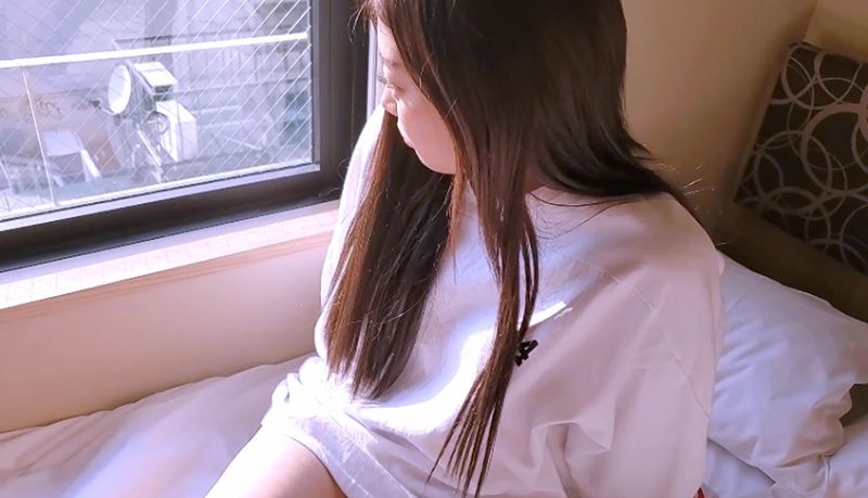 FC2-PPV-2398527 美國村把上的女姓。相信臉部會打碼出演OK！！無套中出抽插到爆