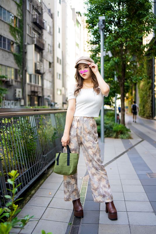 FC2-PPV-2414851 完全露臉！素人女大生【限定】令和辣妹女大生 蕾米(21)。性感舞者美麗身軀無套中出！！