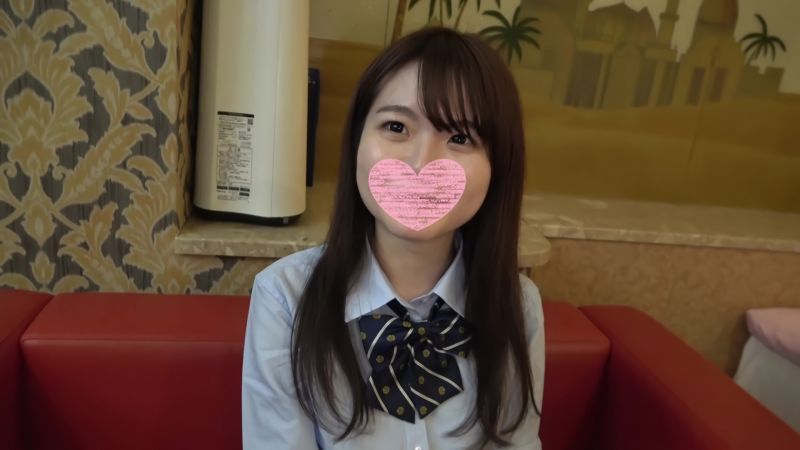 FC2-PPV-2464303 目標當空姐的18歳大小姐中出解禁！