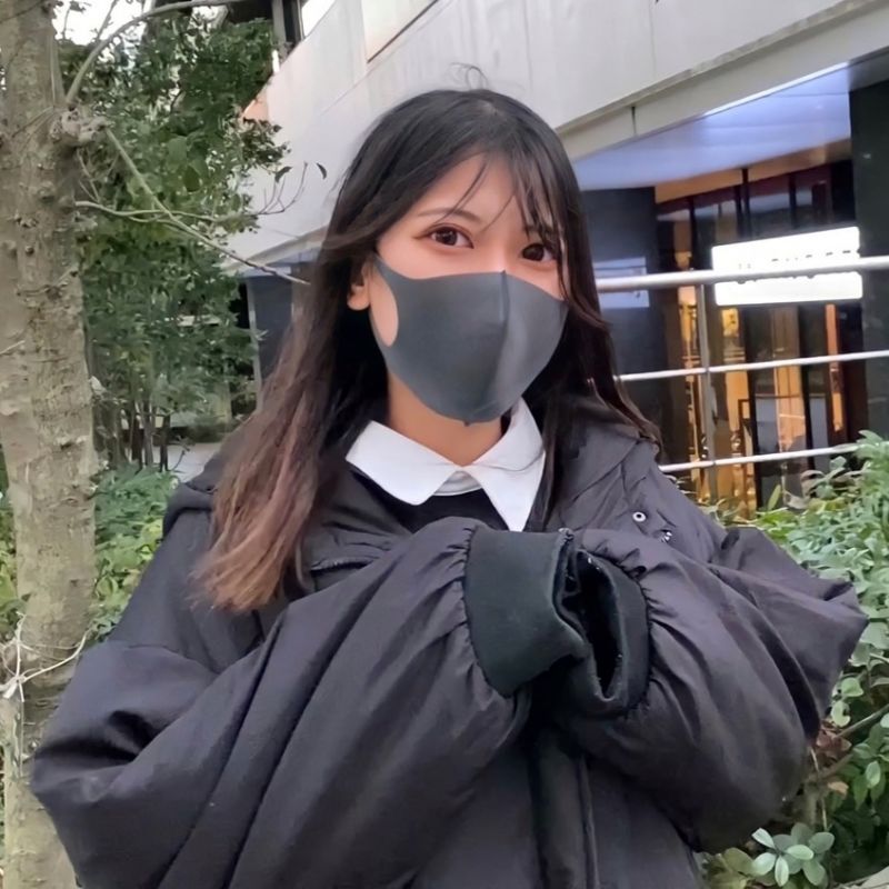 FC2-PPV-2725206 交友網站見面的由美!!假借內衣攝影師強行自拍性愛