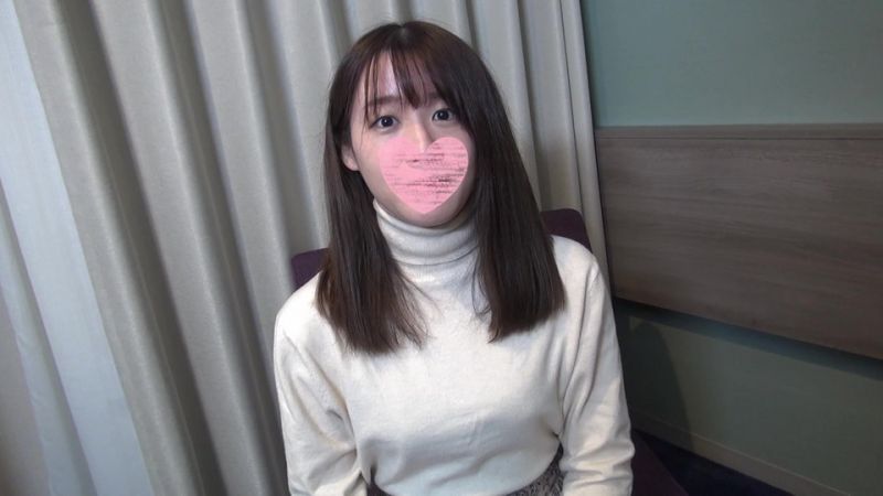 FC2-PPV-2842389 看起來白皙純樸、白衣天使不為人知的一面。獻身般嫵媚是真的！