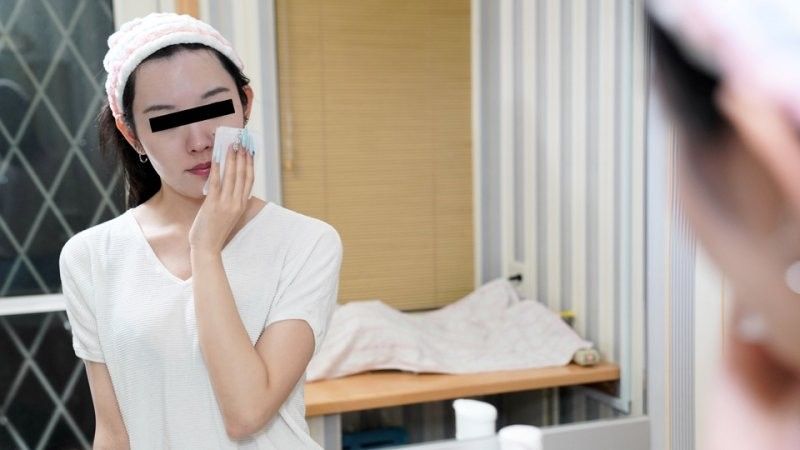 10musume_092325_01 素颜业余爱好者~身材苗条,胸部丰满,即使不化妆也很可爱~