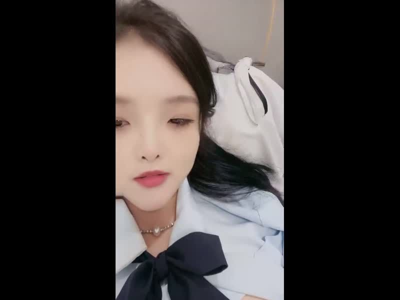  【挖挖小马铃薯】双飞航模姊妹花_两闺蜜双双轮流内射流白浆_2