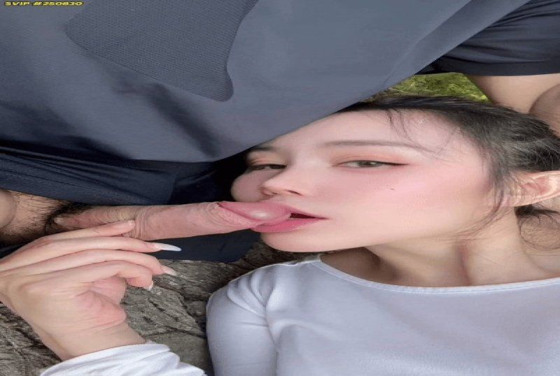 xb-881 杏吧传媒 七夕山顶偷欢人好多插几下就来一波人-汐梦瑶