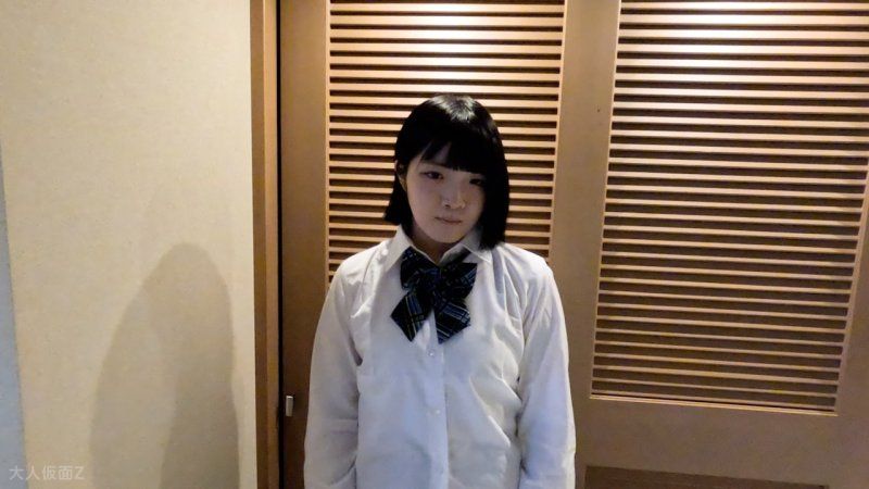 FC2-PPV-4628278 【素人初拍】六花(18) 乳头很大很可爱F罩杯。用克斯科开开看，用内视镜观察，中出后让她做凤尾鱼式体位吸吮，肛门贯通ATM（清洁口交）