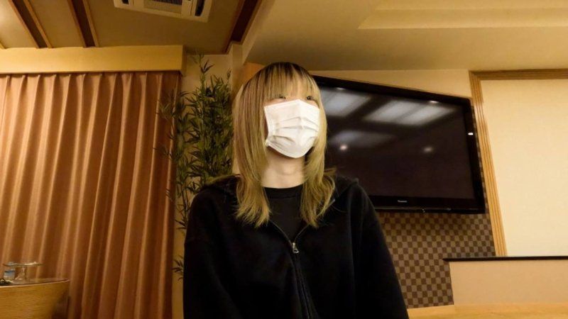 FC2-PPV-4658299 朝阳(18) 纤细小乳的第二次拍摄时别角度影片。用舔乳头折磨让她一直高潮的场景，以2种角度收录了肛门贯通ATM