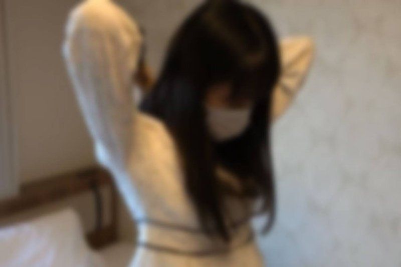 FC2-PPV-4664531 ※4/18まで初回80%OFF※【無修正】【素人個撮】推し活で掛けが払えなくなり薄毛のマンコにオジさん精液注入