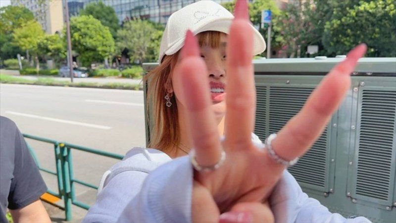 FC2-PPV-4673592 秋田的巨乳辣妹淫荡 7万日币速攻出演无套抽插 Japanese ZUBOZUBO OK!!