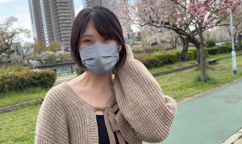 FC2-PPV-4680591 【熱門系列第2彈】真正素人在白天的公園裡進行露出遊戲，並且在快速入住酒店後進行9次連續真正高潮的遊戲