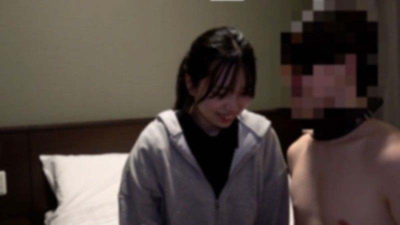 FC2-PPV-4687295 知道的人就知道的那位妹子奉仕射精天国！