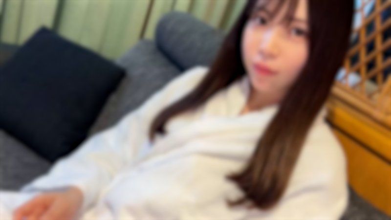 FC2-PPV-4689230 【露臉】與超SSS級爆美女私人特濃中出性愛