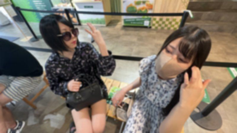 FC2-PPV-4699810 ☆黑髮清純的素人3P情色自拍☆※因為是個人拍攝，所以有點手抖，但很真實。