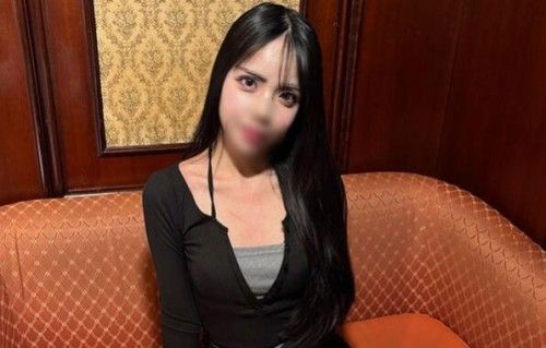 FC2-PPV-4702534 【無修正】【露臉】【中出】充滿異國情調的SSS級淑女，以及現在流行的御宅族風格，讓我們一起享受吧。