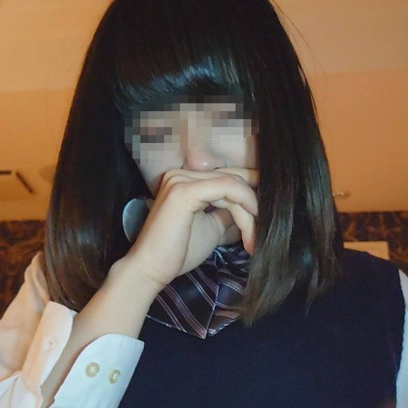 FC2-PPV-4702974 【無・制服コス】スタイル抜群な美脚プリケツ美女の剛毛マンコにナマ挿入でザーメンを大量中出し【特典で高画質】