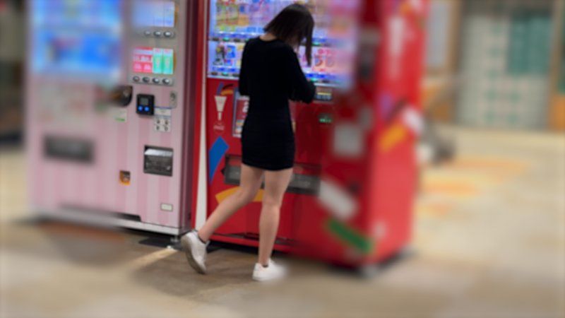 FC2-PPV-4717675 和有男友的巨乳青梅竹馬無套交尾！ 即使說了「裡面不行」還是中出！！