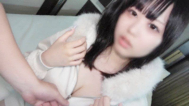 FC2-PPV-4719212 前寫真偶像壓倒的白皙美巨乳美女。多次懇求後拍攝到非常珍貴的私密性愛影片。