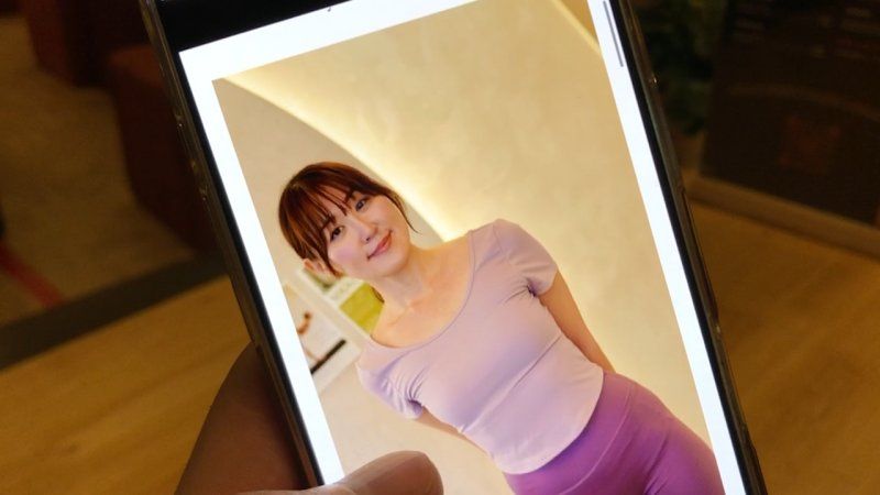 FC2-PPV-4721412 ニューヨークで全裸ヨガを体験してきました。【CFNM】