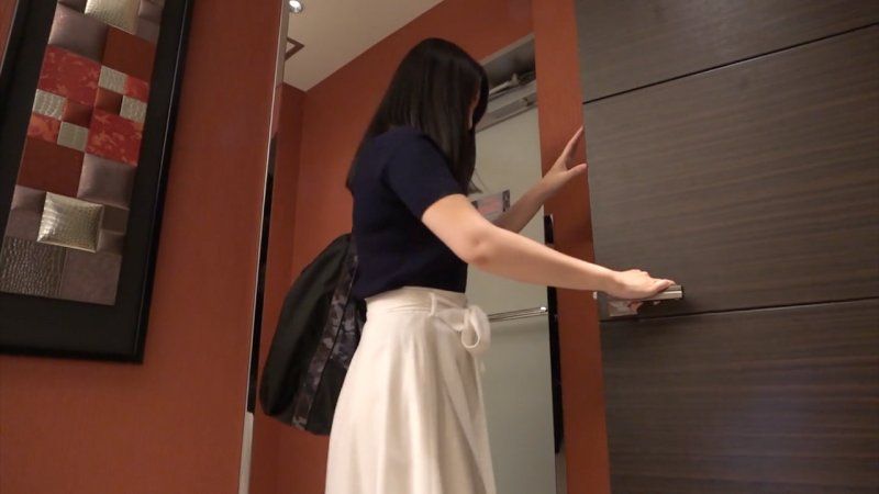 FC2-PPV-4780553 五反田高级男士按摩店工作 班级最上位的白金级F罩杯 无法忍耐大量误射