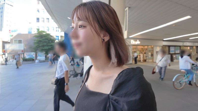 FC2-PPV-4768553 14日まで990pt!!【初】Fカップ(MARCH)美女「居*屋の給料では足りなくて...」学費の為コウ額バイトへ応募