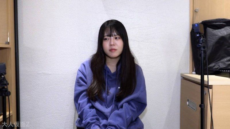 FC2-PPV-4783157 【素人初次拍攝】友(18) 可愛老師的蛋。一邊想著不知道演出會不會沒關係，一邊拍攝。讓她舔肛門，用窺鏡觀察陰道內，中出後還做了肛門貫通ATM