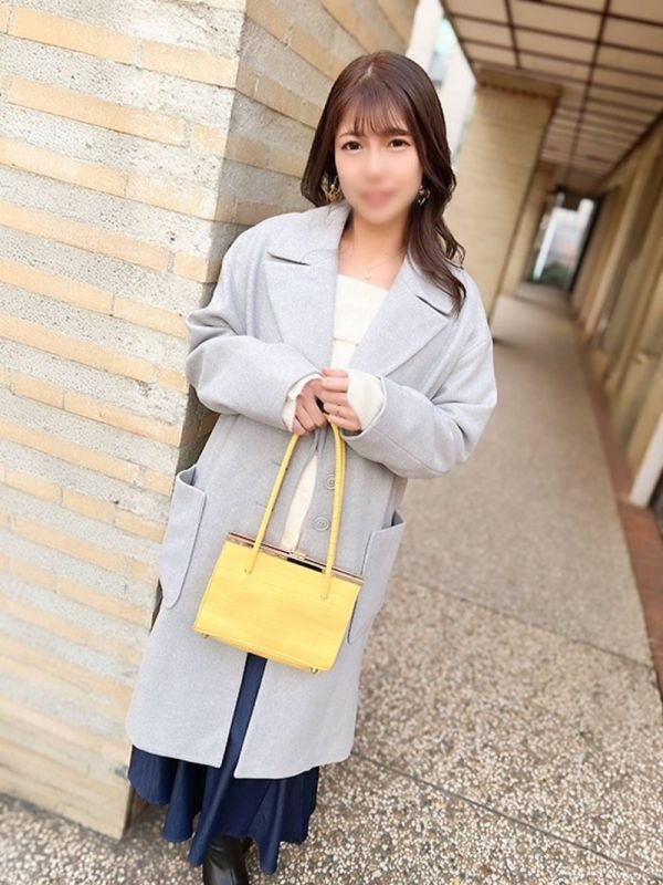 FC2-PPV-4784925 【ちっぱいな妻】Bカップ・乳首を刺激するとまん汁が止まらないアラサー美人エロ奥様（３１）久々の生ちんぽでガチイキ中出し『なつ』