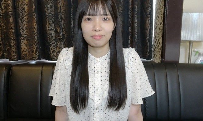 FC2-PPV-4783094 【購買者福利/有評論福利】修長的剃光美女正在拍照。靈敏度太好了，我的乳頭都豎起來了。精子注射完成與原始中出