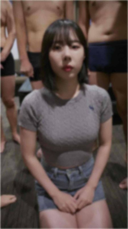 FC2-PPV-4792779 [大射輪]航空会社勤務CA美緒ちゃん(23)わずか20分で合計12発(顔射9発中出し3発）の乱射パーティ