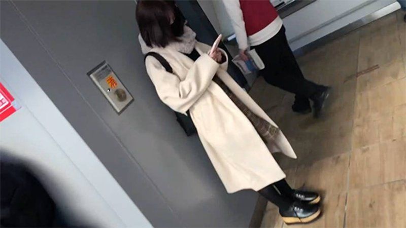 FC2-PPV-4793109 里子19歲_1・顏射採訪（13）。在嚴格的家庭長大的樸素女大生為了夢想，被大量無套顏射的始末（055）