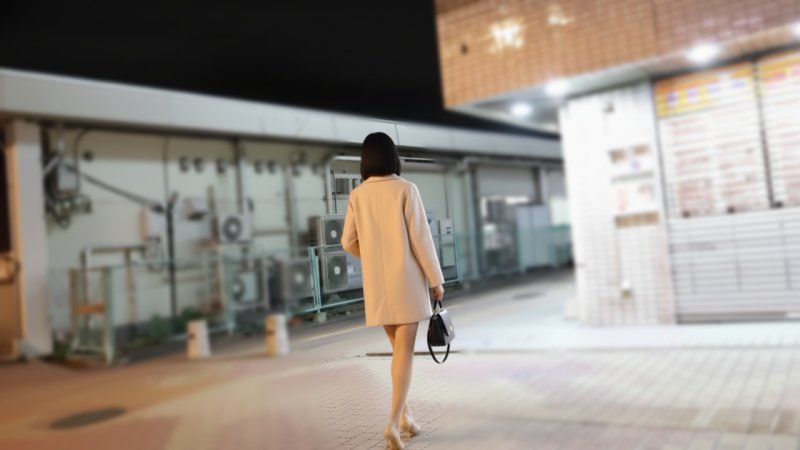 FC2-PPV-4804125 【初撮り】新婚人妻かれん28歳♡結婚1年で週1セックスに激減…旦那を**て不倫ハメ撮り！うずく若妻マンコが他人棒でイキ狂い顔に大量顔射で完全堕ち♡